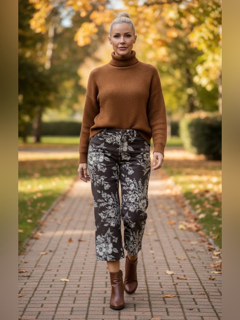 • RALPH LAUREN •. Cropped Floral Print Fall Pants Capris Stretch denim
